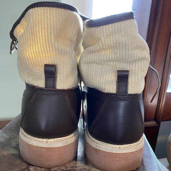 Timberland Sz10 - Picture 6 of 8